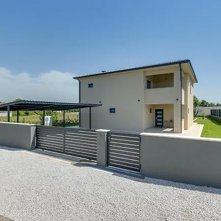 Holiday home Amoroso *