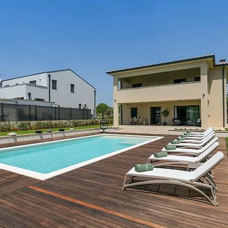 Holiday home Amoroso *