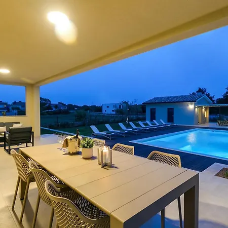 Amoroso Ferienhaus *