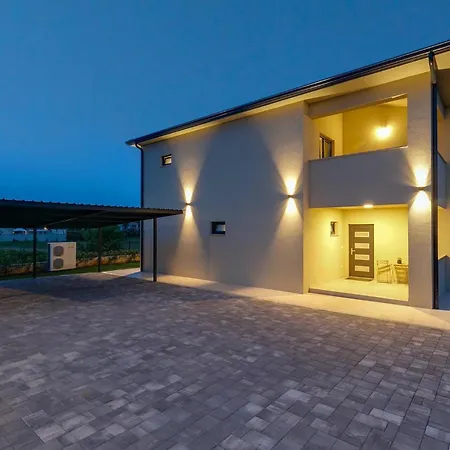 Amoroso * Πόρετς