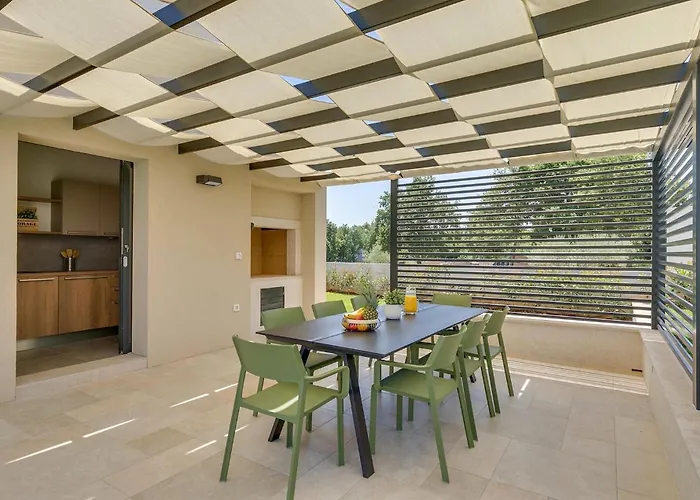 Amoroso Πόρετς